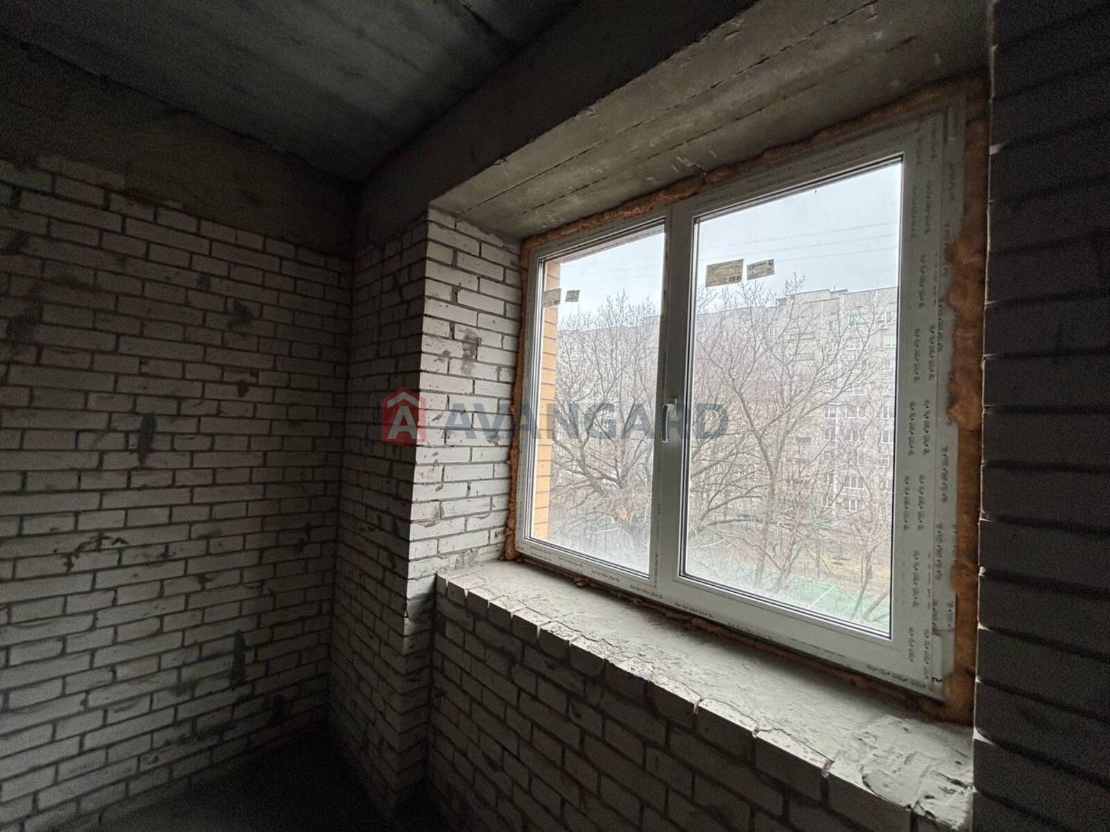 1 ����. ��������, 44/17/15 ��. �., 3/12 ���� ���� 5