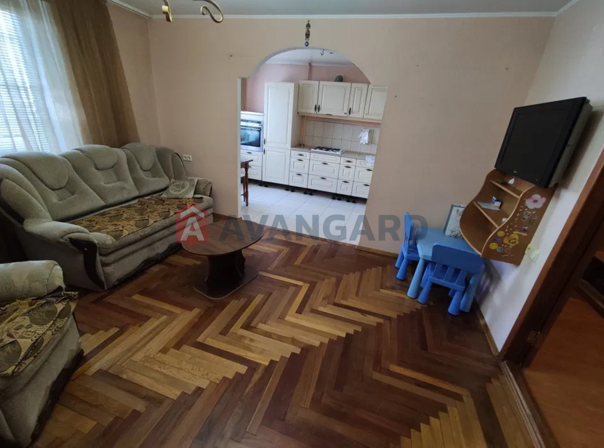 3 ��. ��������, 70/-/25 ��. �., 4/9 ������ ���� 3