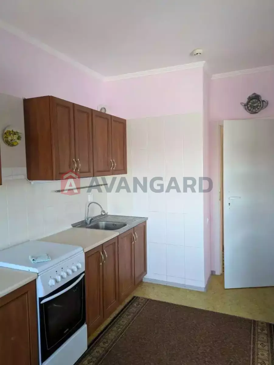 2 ��. ��������, 68/35/10 ��. �., 14/16 ������ ���� 8