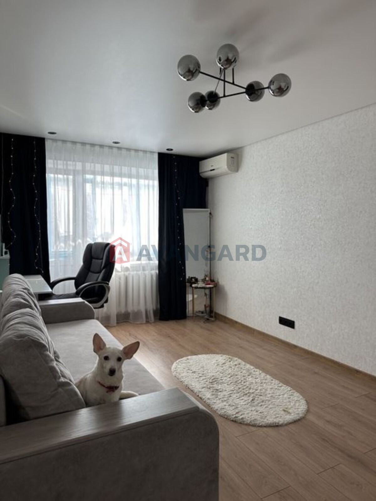 1 ��. ��������, 32/-/12 ��. �., 3/5 ������ ���� 1