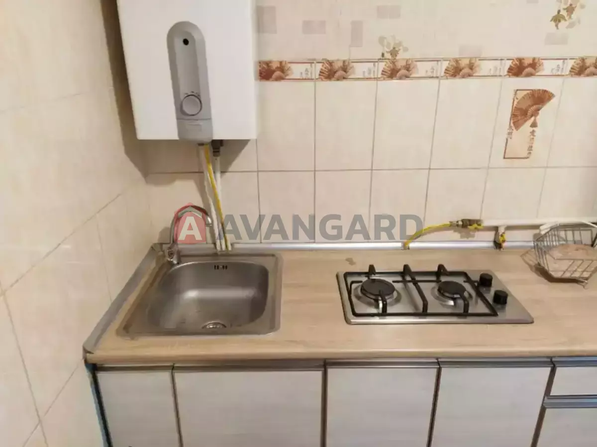 2 ��. ��������, 44/29/5 ��. �., 3/5 ������ ���� 6