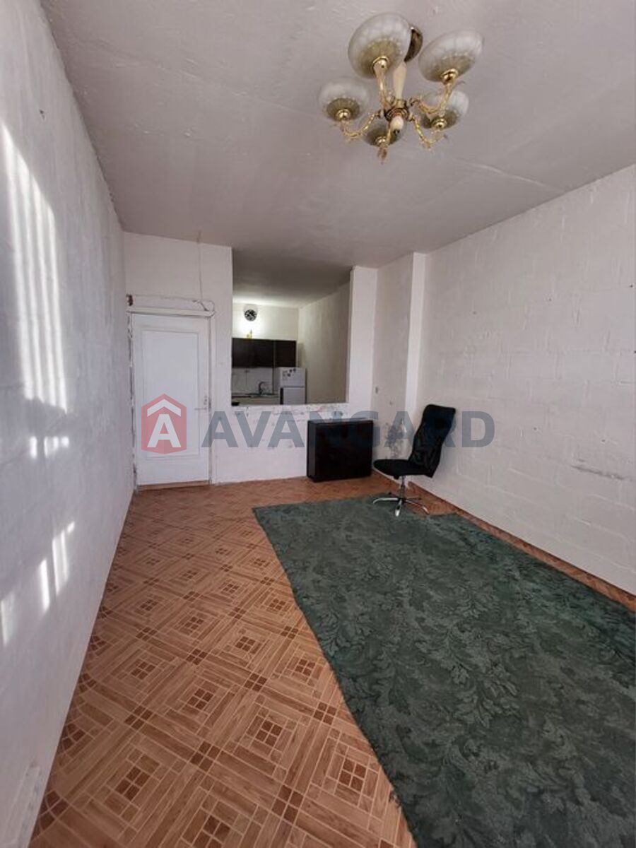 2 ����. ��������, 49/-/7 ��. �., 11/25 ���� ���� 5