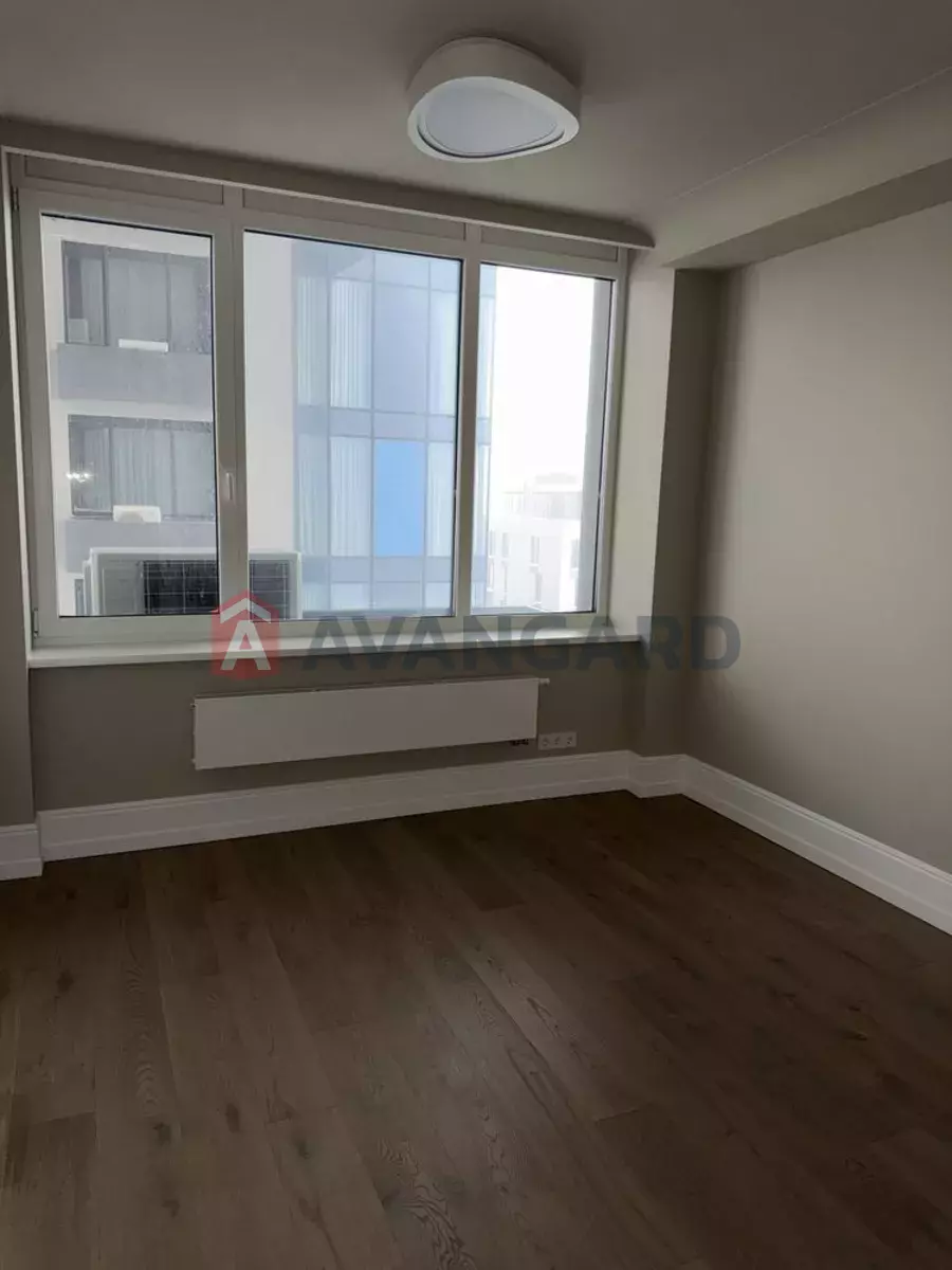 3 ����. ��������, 95/-/41 ��. �., 11/18 ���� ���� 7