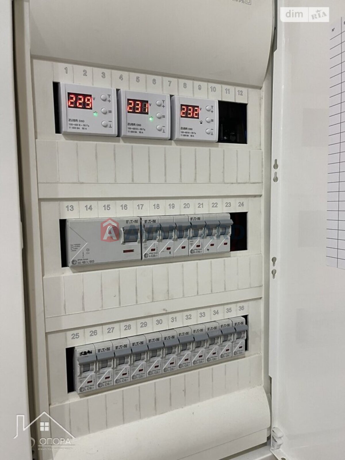 3 ��. ��������, 118/41/40 ��. �., 8/10 ������ ���� 9