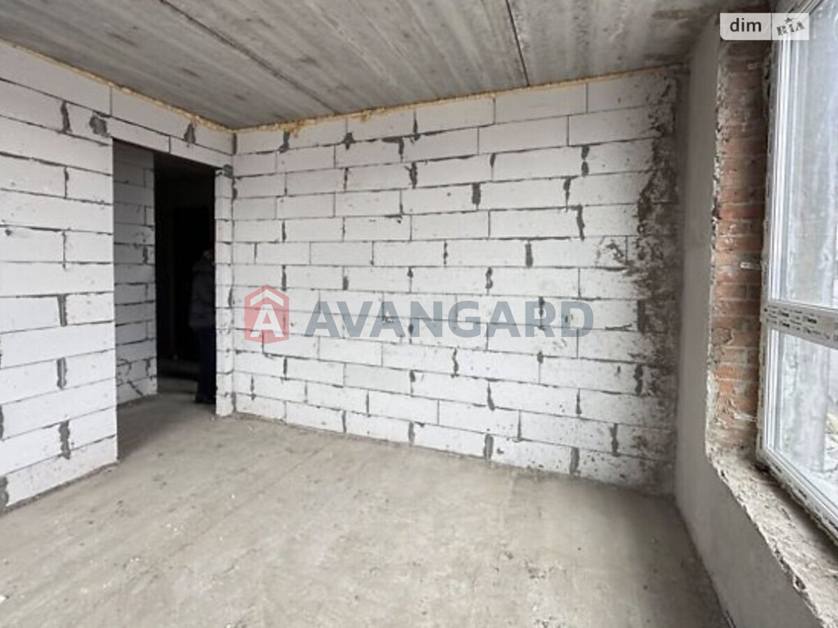 2 ��. ��������, 57/-/- ��. �., 4/10 ������ ���� 14