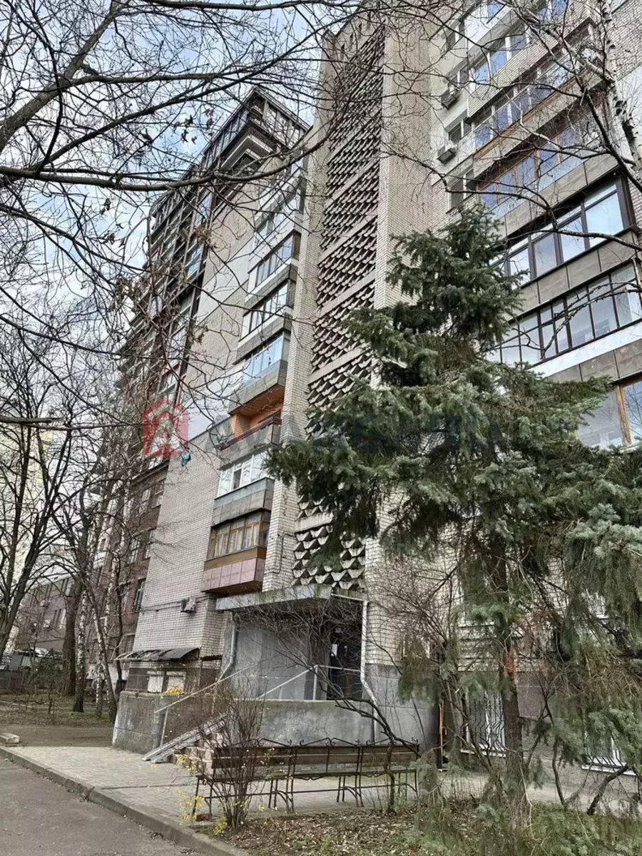 3 ��. ��������, 69/-/8 ��. �., 9/9 ������ ���� 18