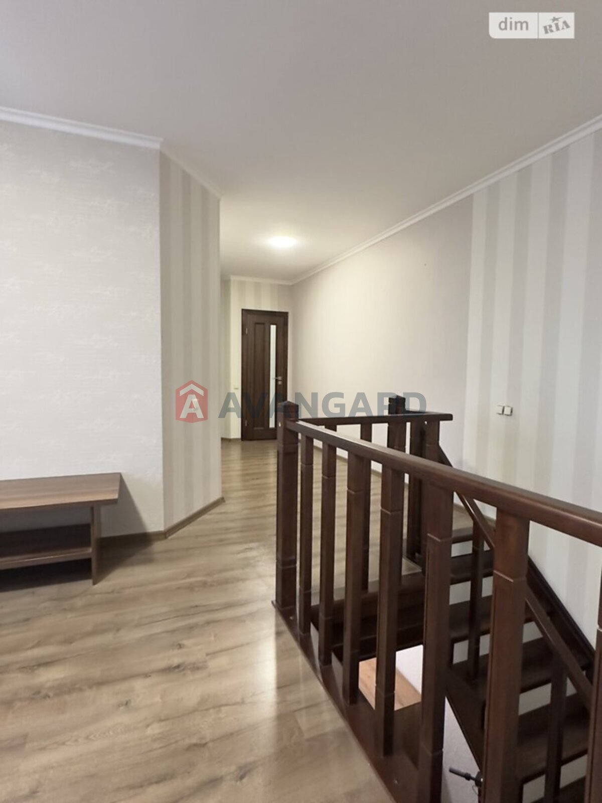 4 ��. ��������, 147/70/14 ��. �., 9/9 ������ ���� 26