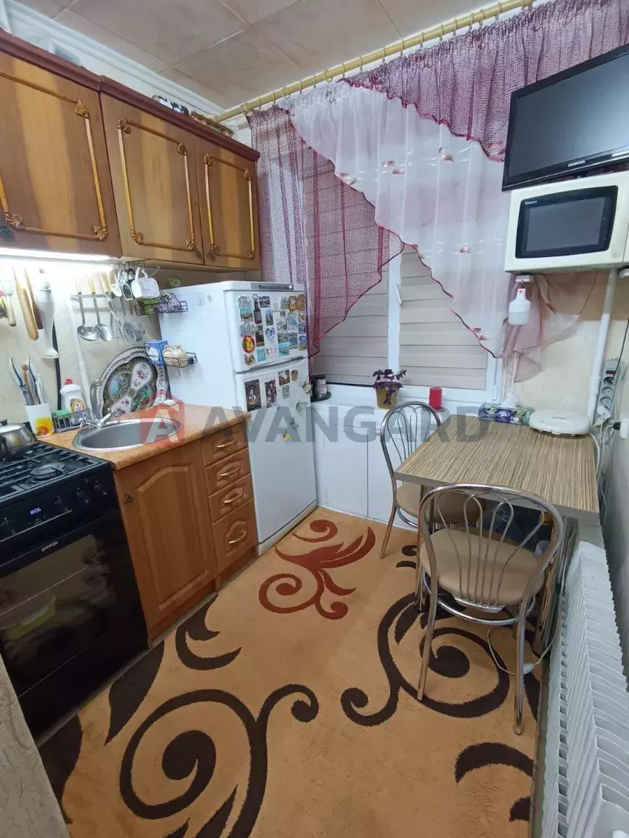 1 . , 22/-/5 . ., 8/9   1