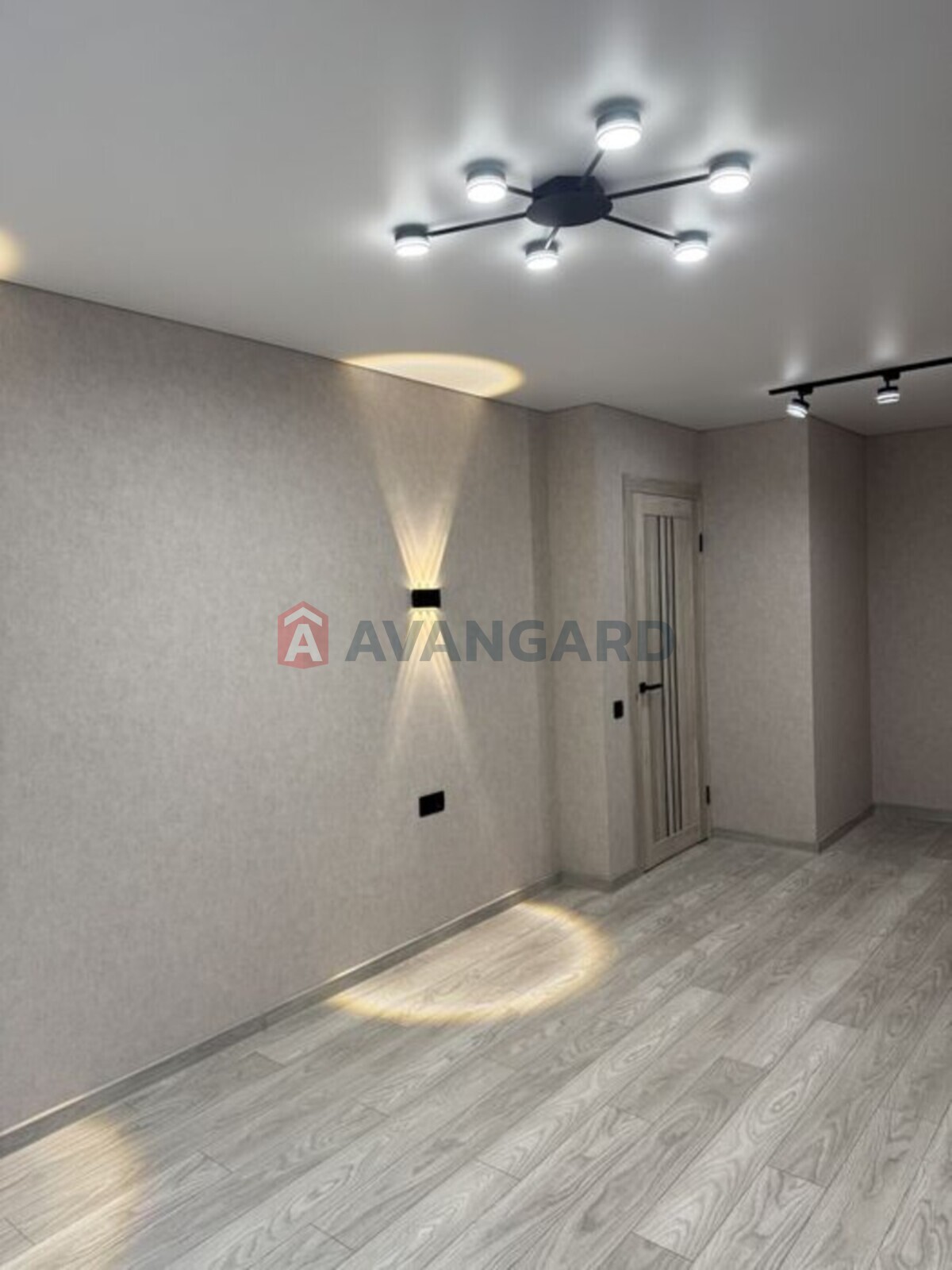 1 ����. ��������, 41/-/17 ��. �., 3/10 ���� ���� 8