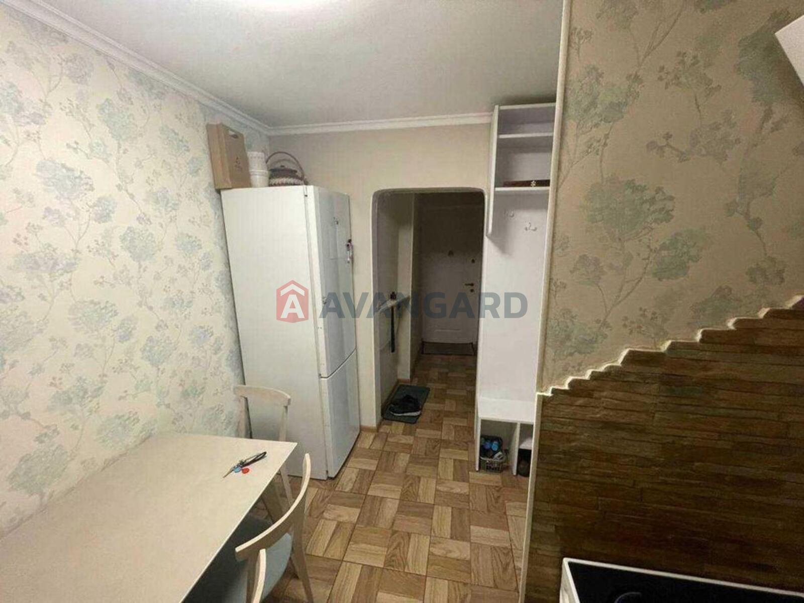 2 ��. ��������, 45/-/15 ��. �., 8/9 ������ ���� 9