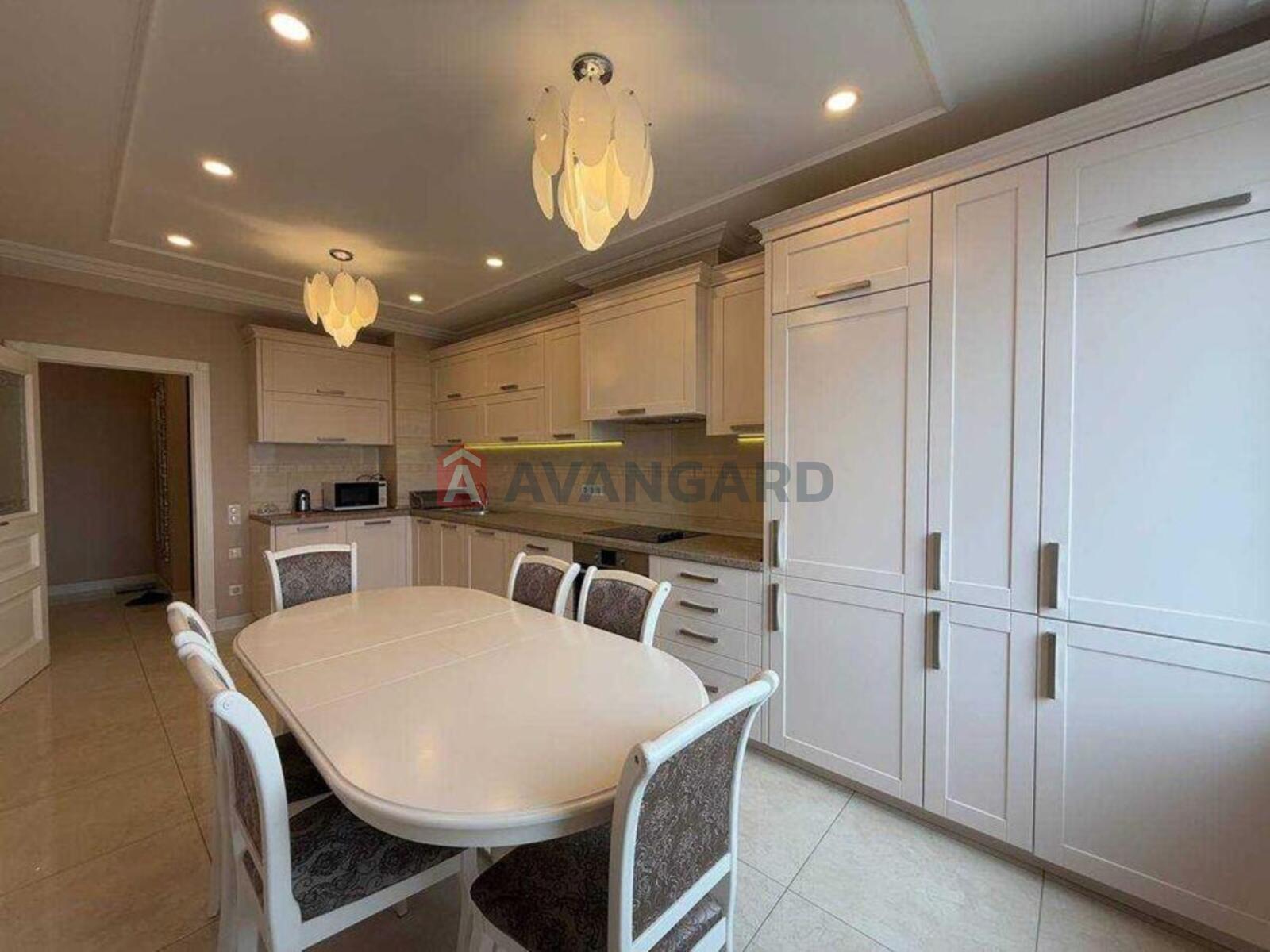 4 ��. ��������, 148/-/20 ��. �., 18/21 ������ ���� 6