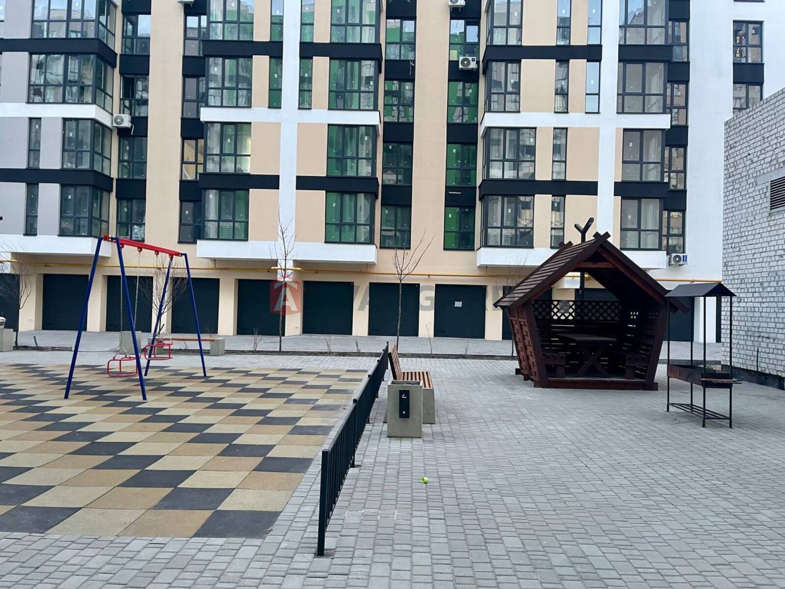 1 ��. ��������, 41/16/20 ��. �., 9/10 ������ ���� 2