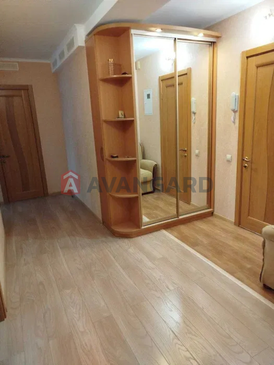 2 ��. ��������, 60/-/9 ��. �., 1/5 ������ ���� 10