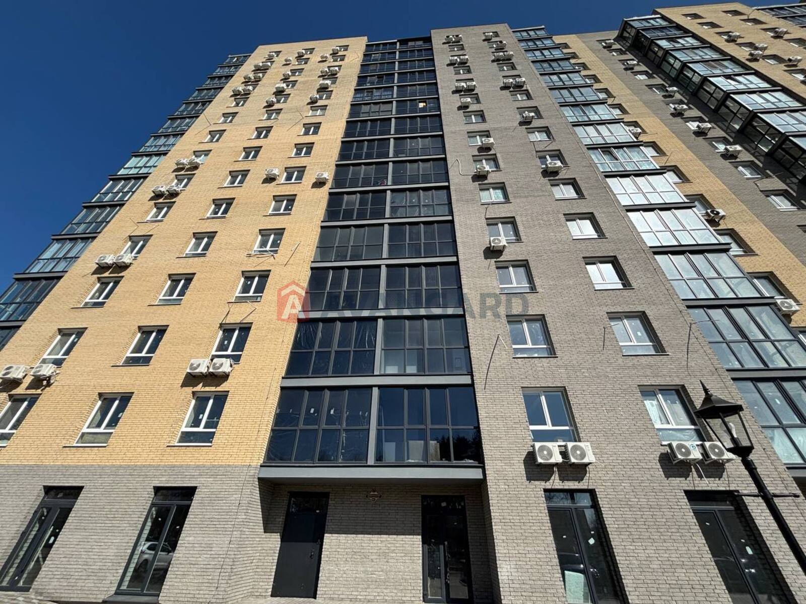 2 ��. ��������, 76/-/20 ��. �., 13/15 ������ ���� 20