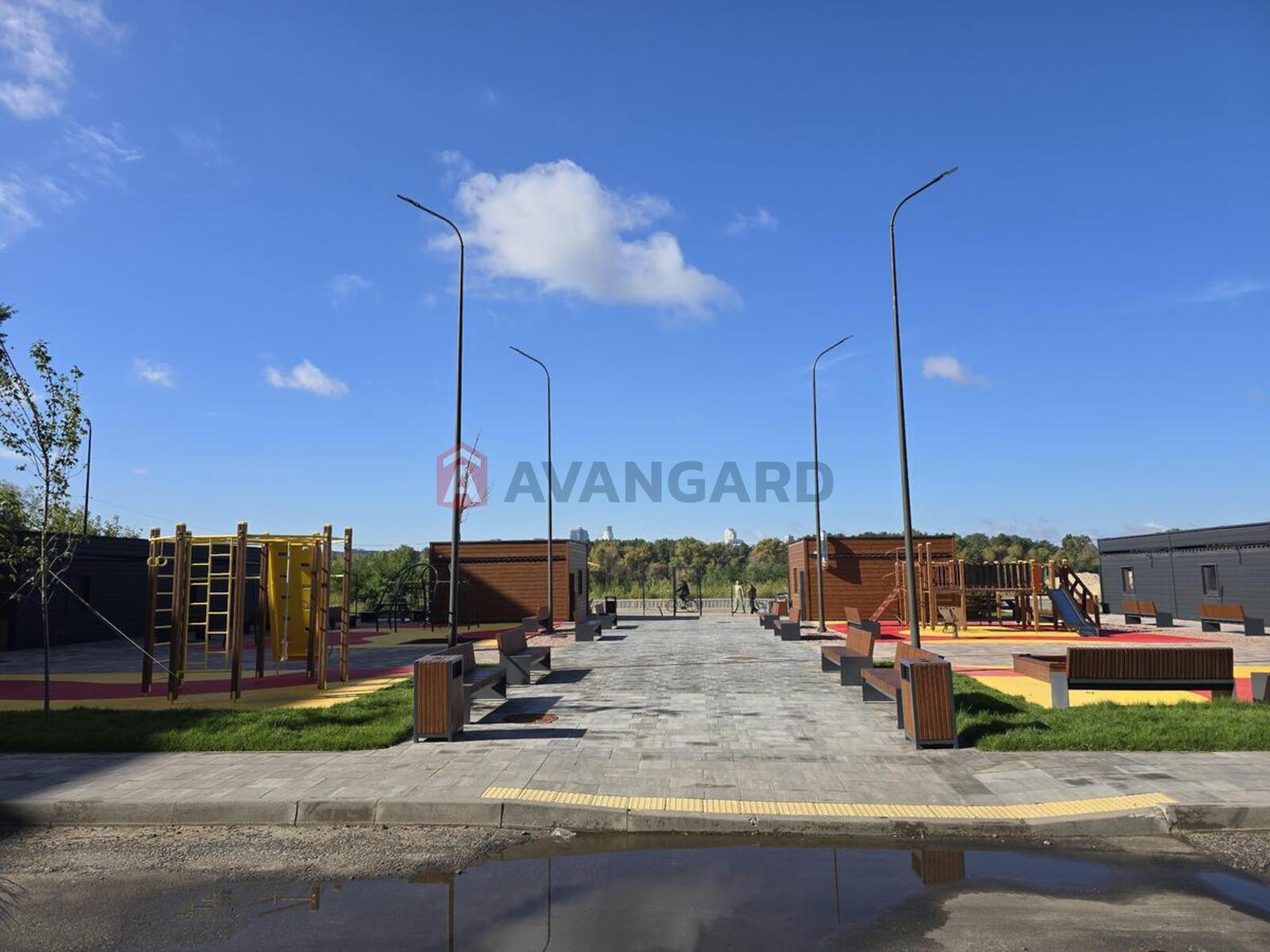 2 ��. ��������, 67/34/18 ��. �., 15/17 ������ ���� 13