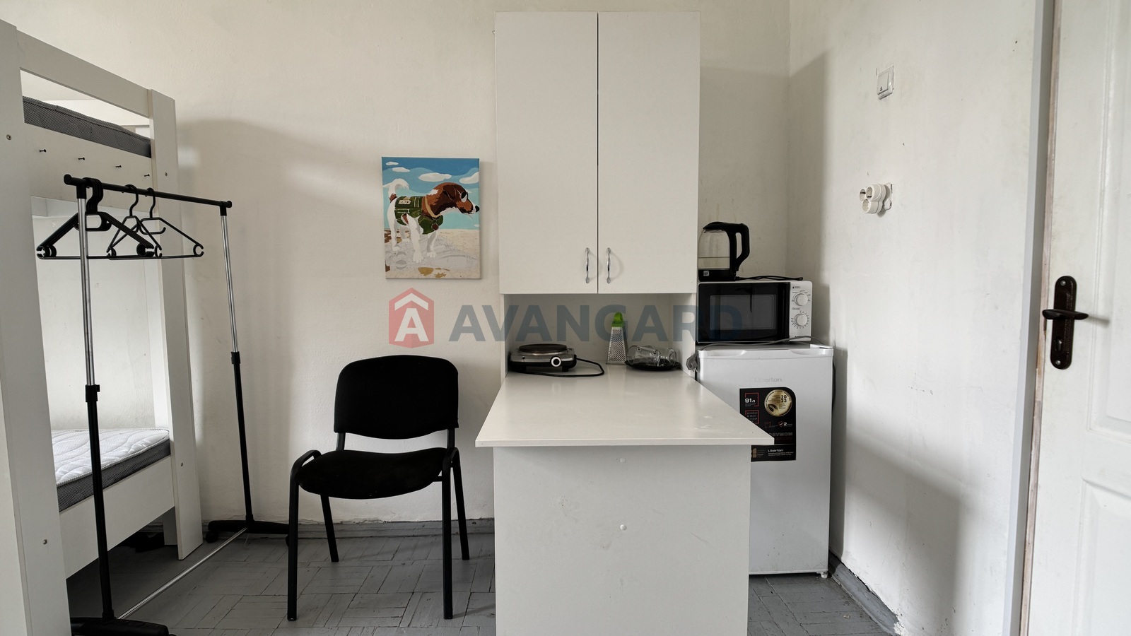 1 ��. ��������, 20/18/- ��. �., 4/4 ������ ���� 8