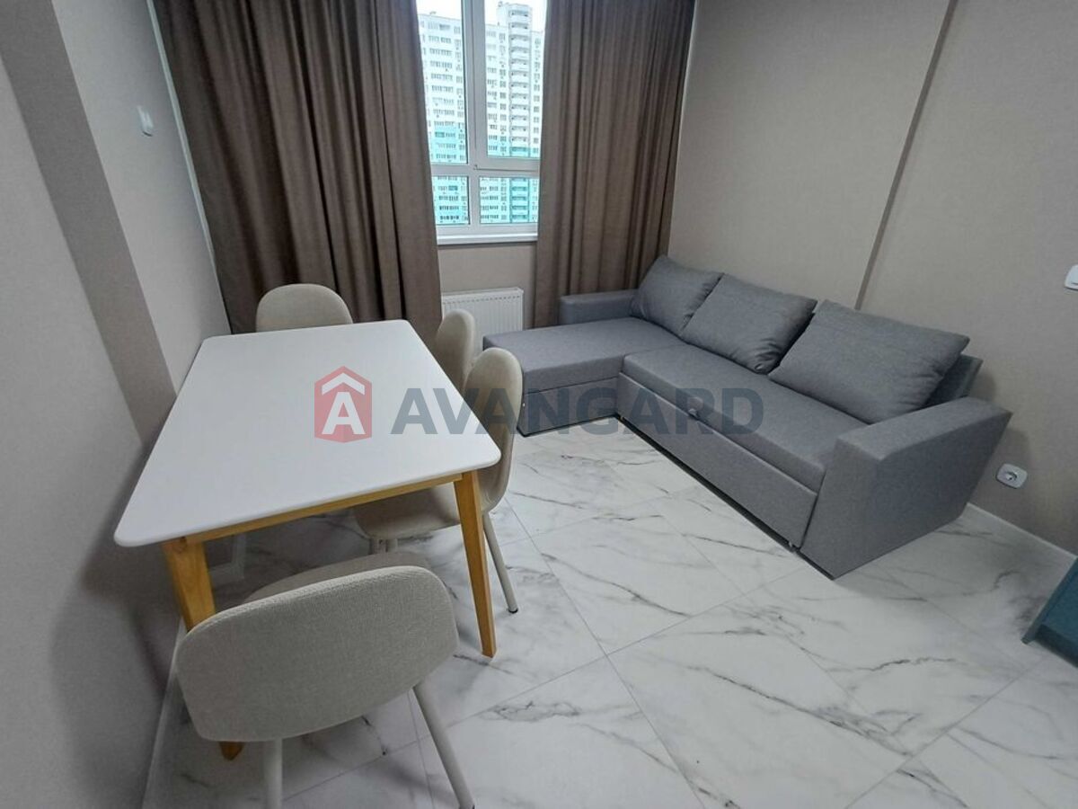 2 ��. ��������, 41/-/15 ��. �., 14/25 ������ ���� 12