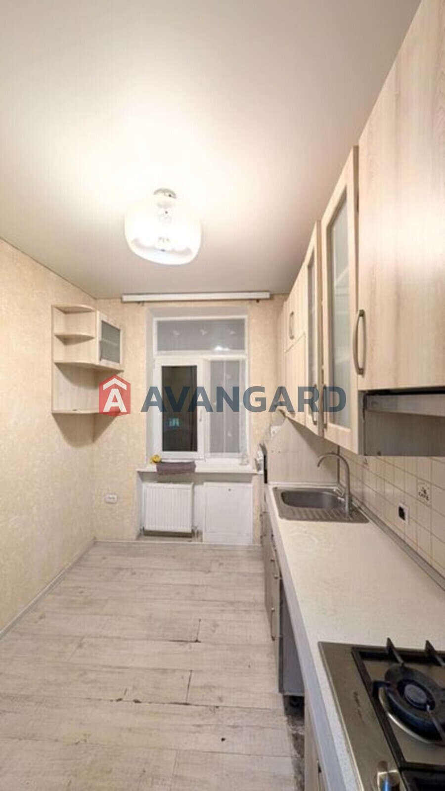 3 ��. ��������, 70/-/7 ��. �., 2/5 ������ ���� 17