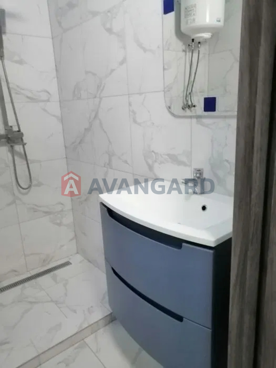 1 ����. ��������, 39/-/12 ��. �., 5/5 ���� ���� 7