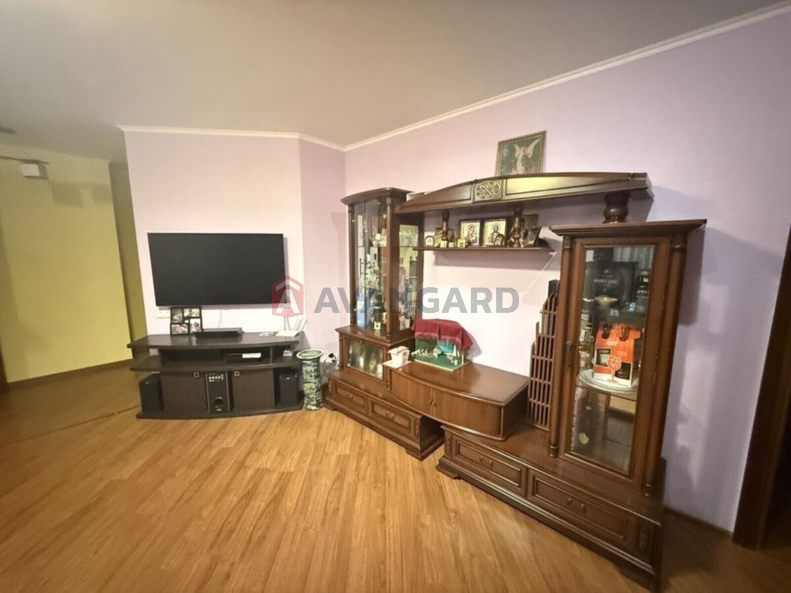 3 ��. ��������, 89/-/13 ��. �., 8/9 ������ ���� 17