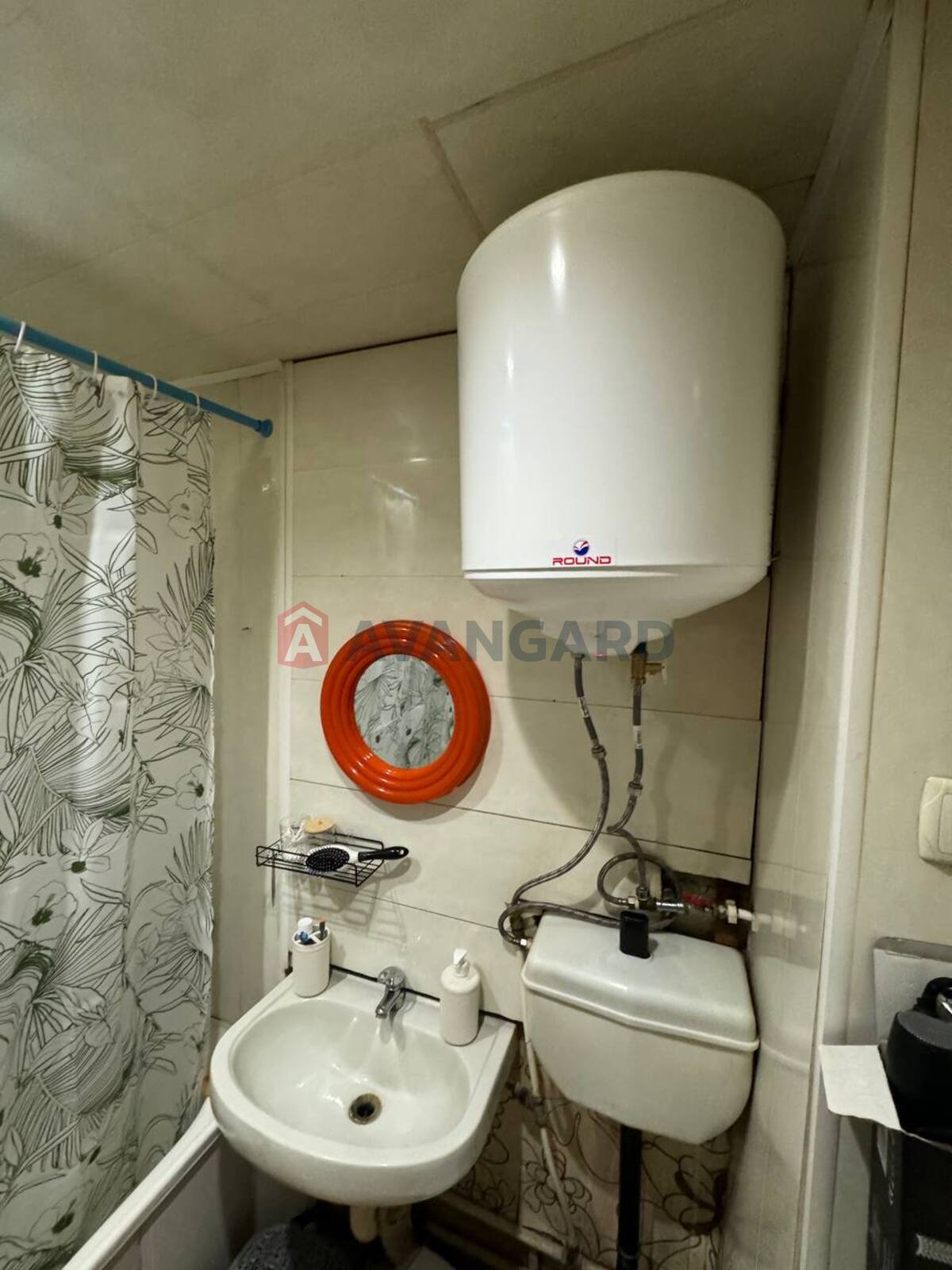 1 ��. ��������, 32/-/8 ��. �., 1/5 ������ ���� 3