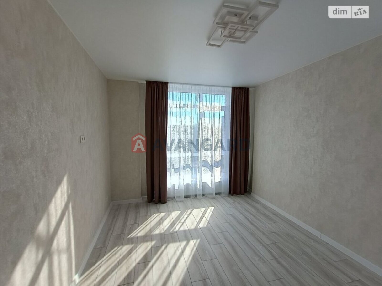 2 ��. ��������, 56/-/9 ��. �., 5/10 ������ ���� 10