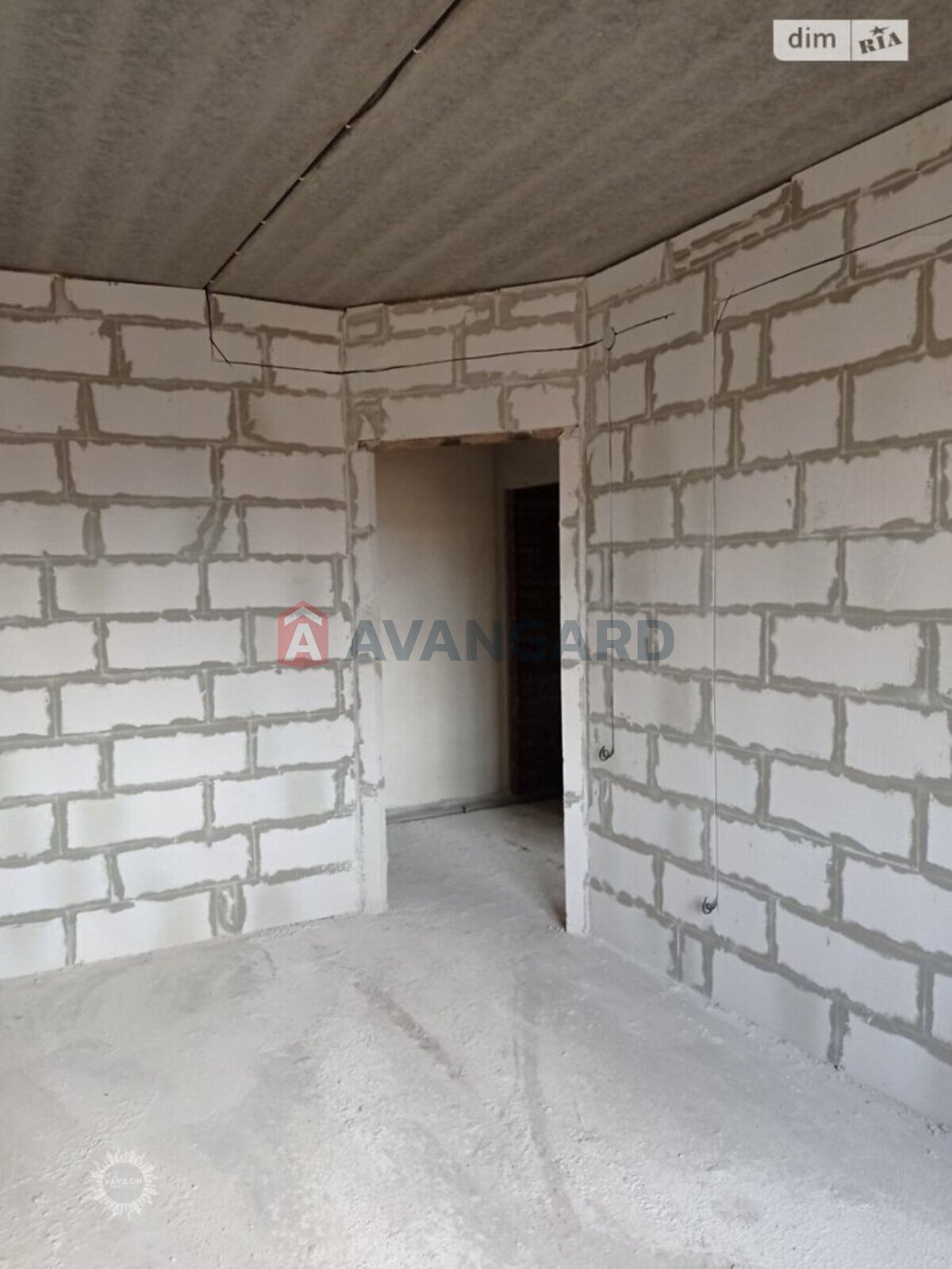 2 ��. ��������, 68/-/- ��. �., 9/9 ������ ���� 4