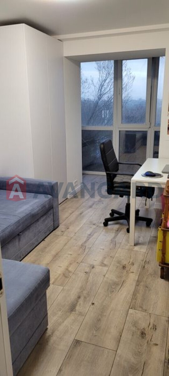 2 ��. ��������, 71/-/23 ��. �., 4/15 ������ ���� 8