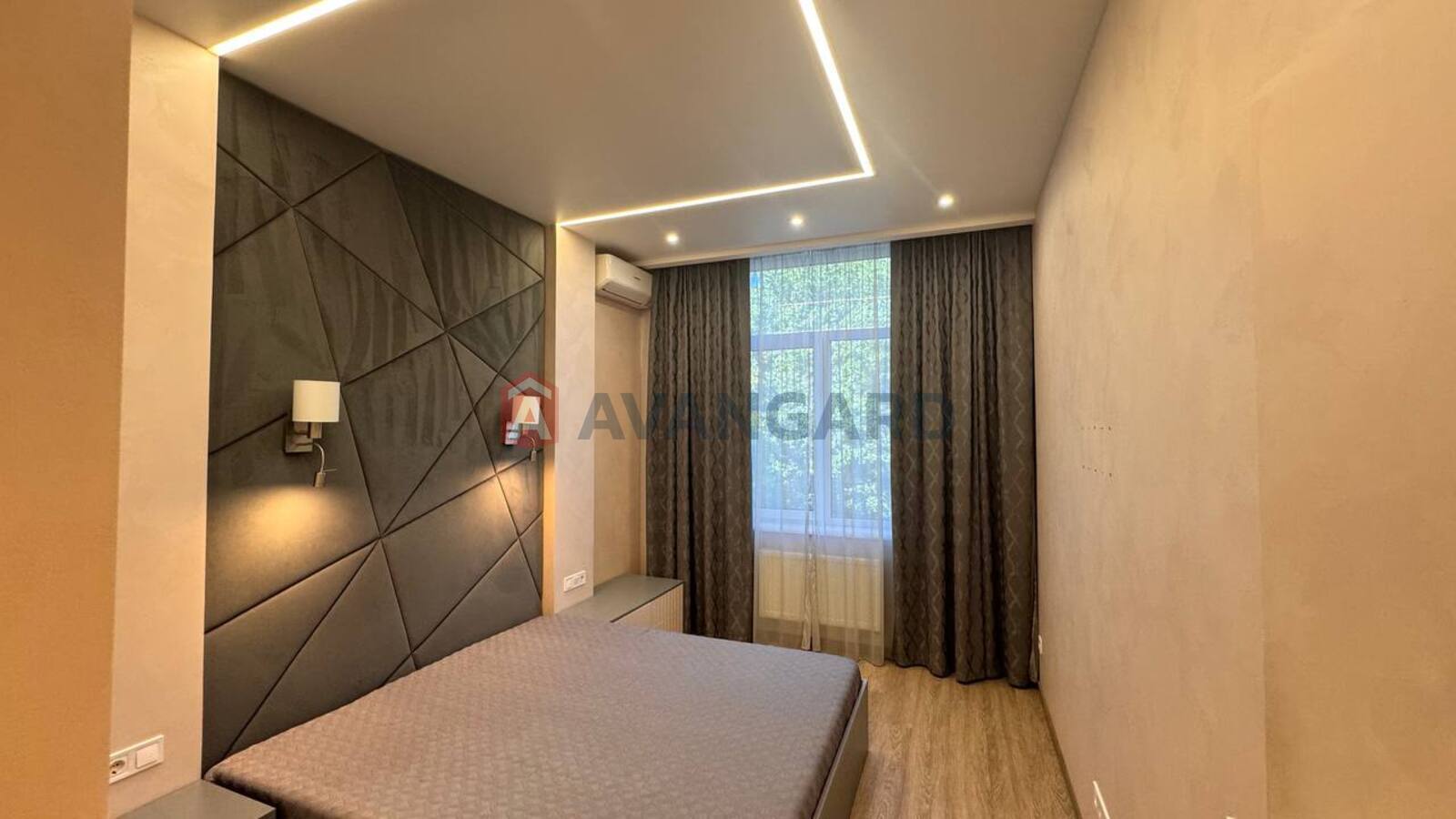 2 . , 67,2/30/30 . ., 2/4   8