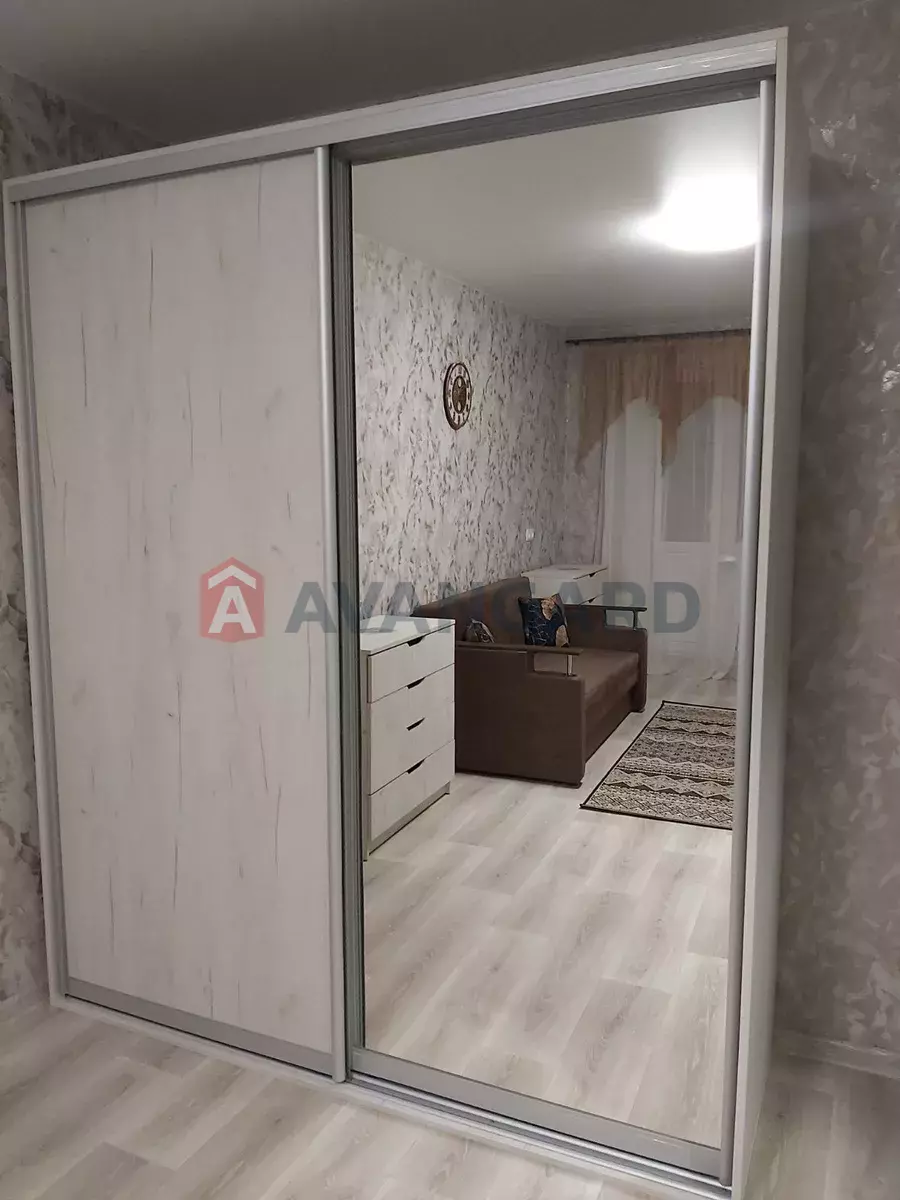 1 ��. ��������, 33/-/6 ��. �., 4/5 ������ ���� 19