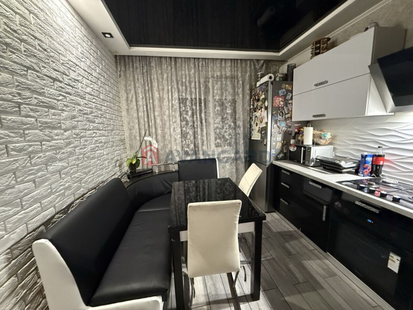 3 ��. ��������, 62/-/9 ��. �., 9/9 ������ ���� 5