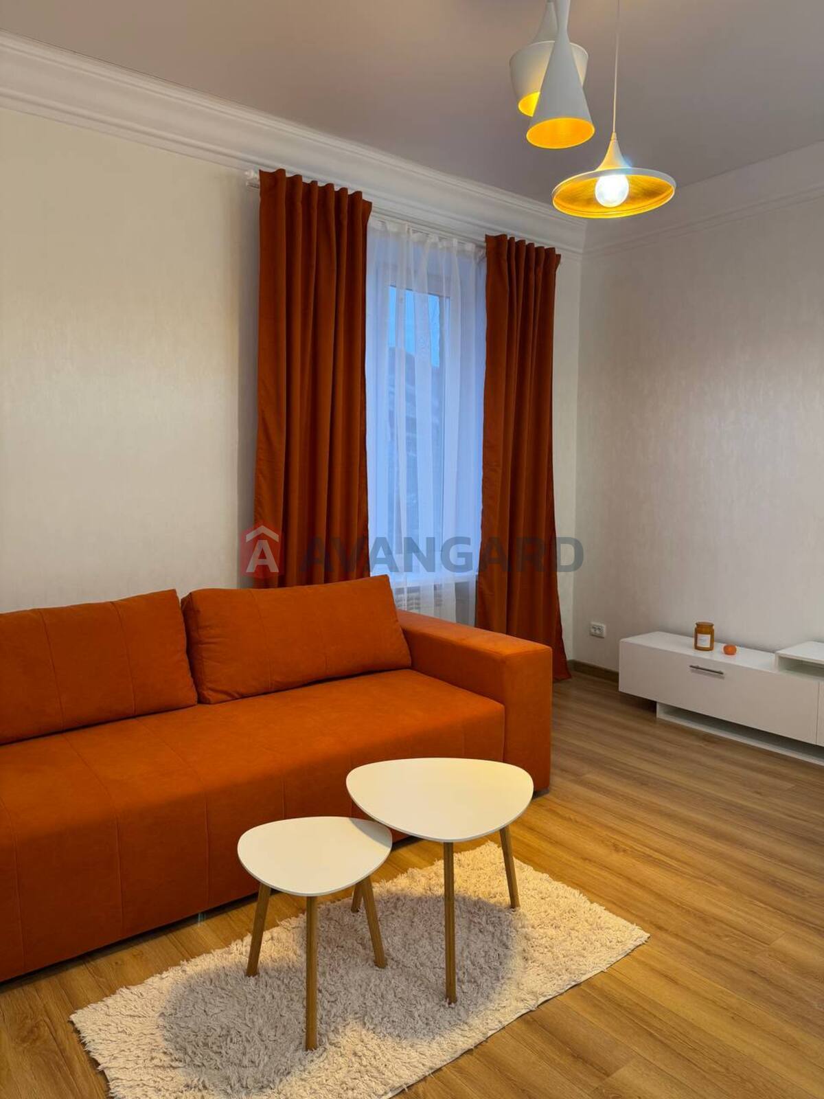 3 . , 70/-/8 . ., 4/5   7