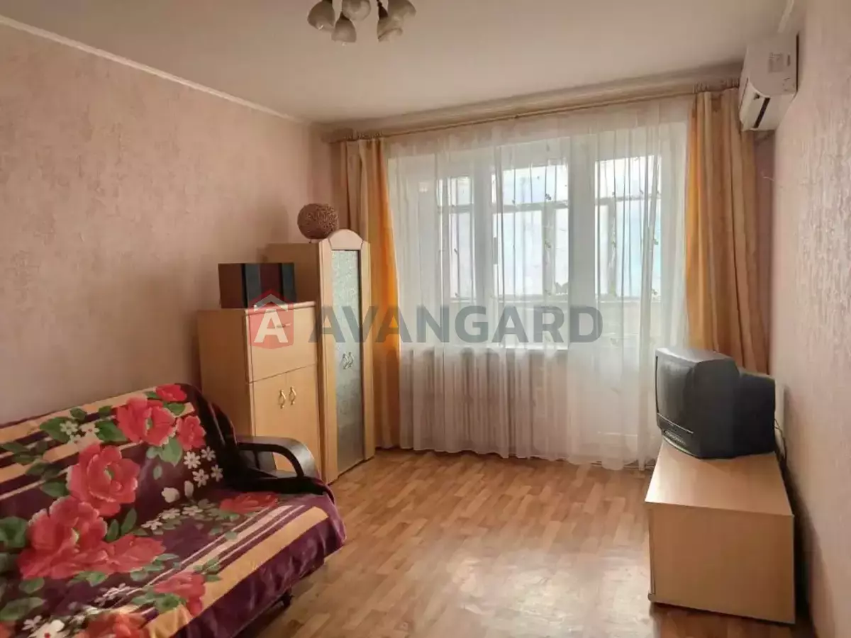 2 ����. ��������, 50/30/8 ��. �., 8/9 ���� ���� 5