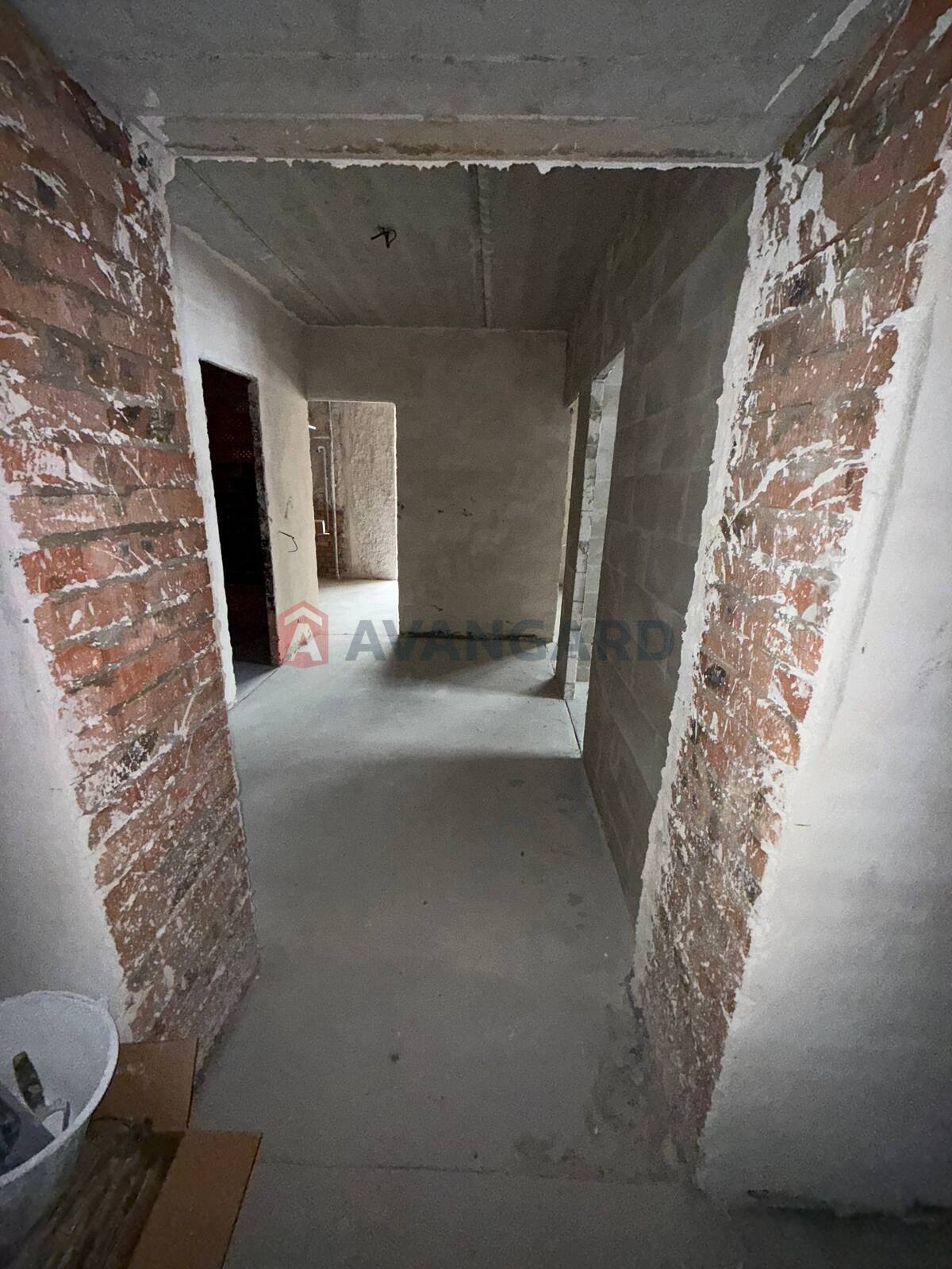 2 ����. ��������, 69/-/17 ��. �., 6/10 ���� ���� 8