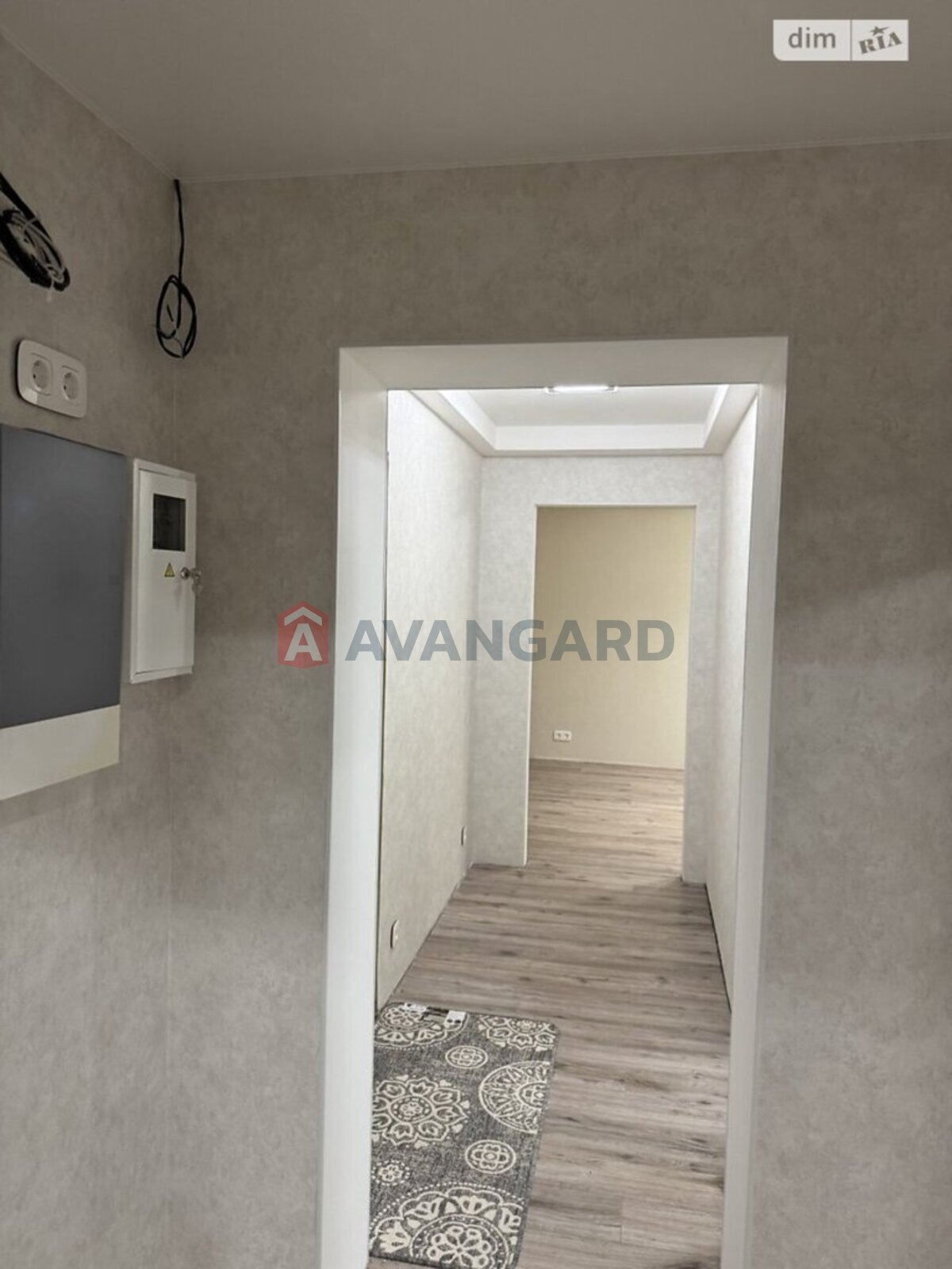 2 ����. ��������, 52/28/8 ��. �., 9/9 ���� ���� 5