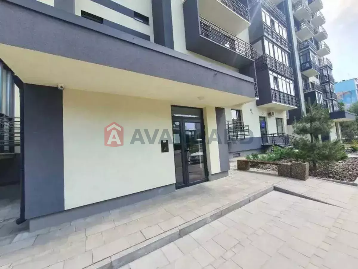 1 ��. ��������, 56/-/20 ��. �., 5/10 ������ ���� 11