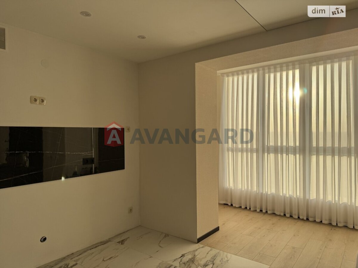 2 ����. ��������, 85/-/- ��. �., 11/11 ���� ���� 27