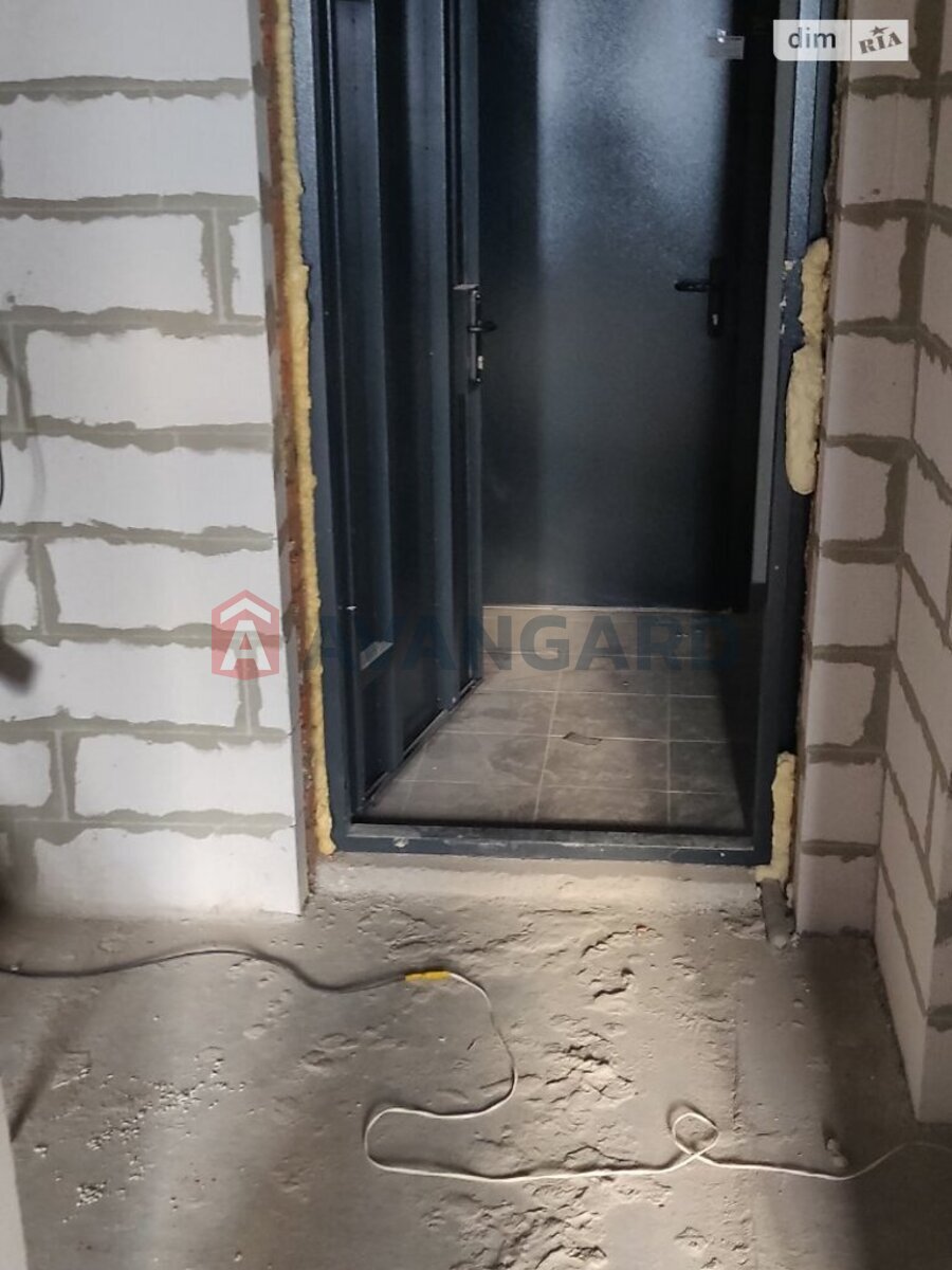 1 ��. ��������, 42/17/12 ��. �., 11/11 ������ ���� 13