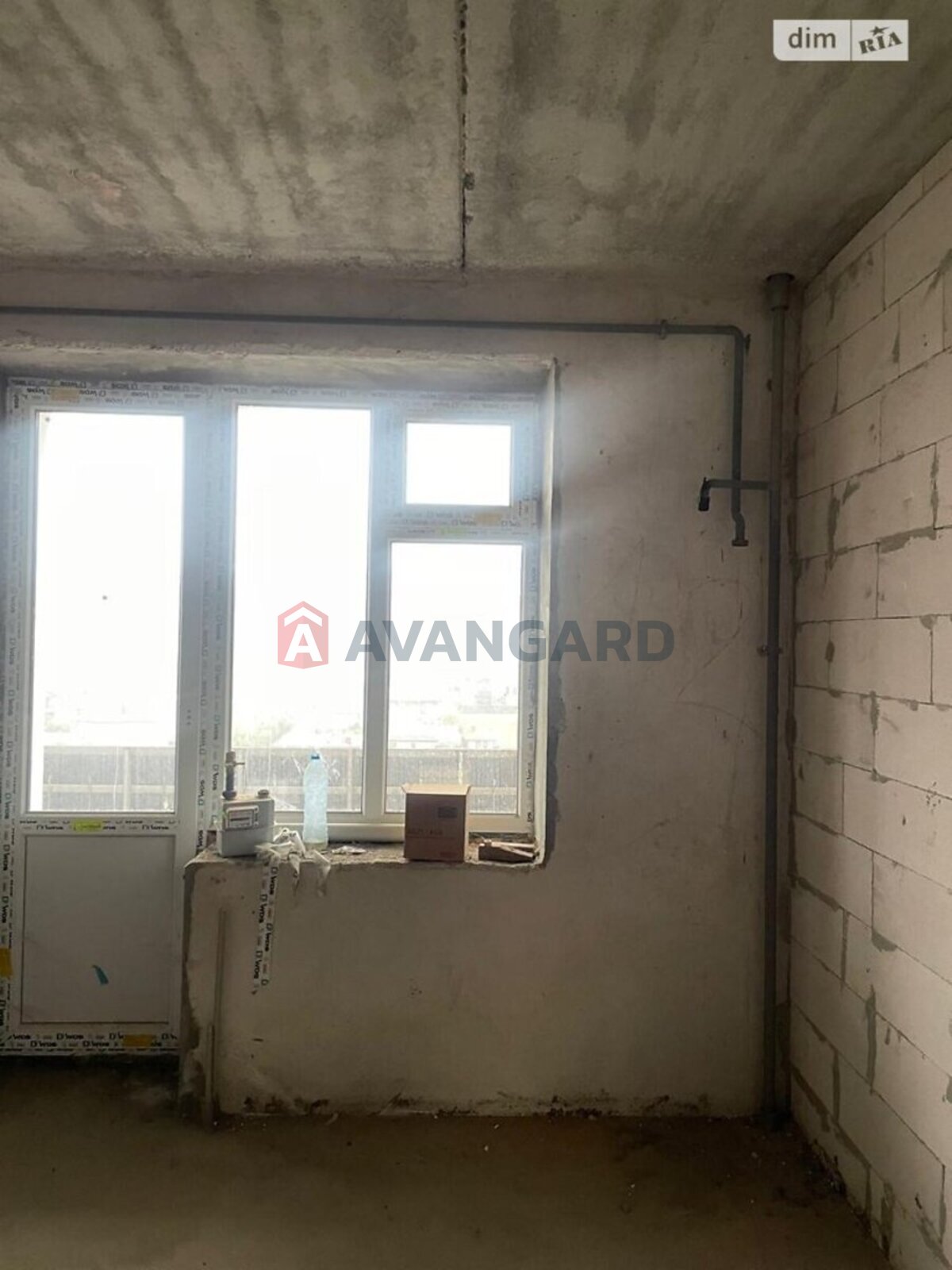 3 ��. ��������, 103/70/12 ��. �., 9/10 ������ ���� 6