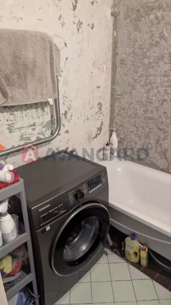 3 ��. ��������, 67/-/10 ��. �., 4/9 ������ ���� 2