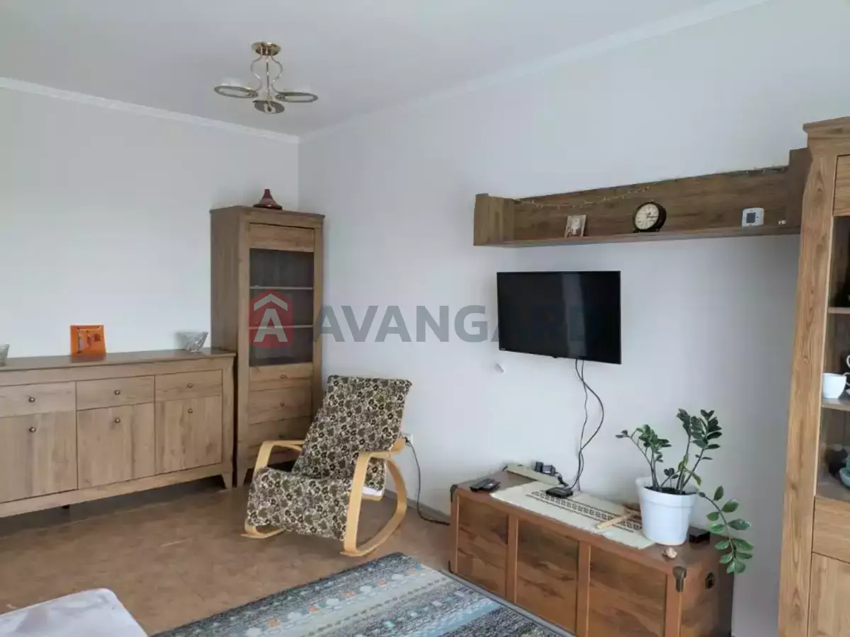 2 ��. ��������, 68/35/10 ��. �., 14/16 ������ ���� 2