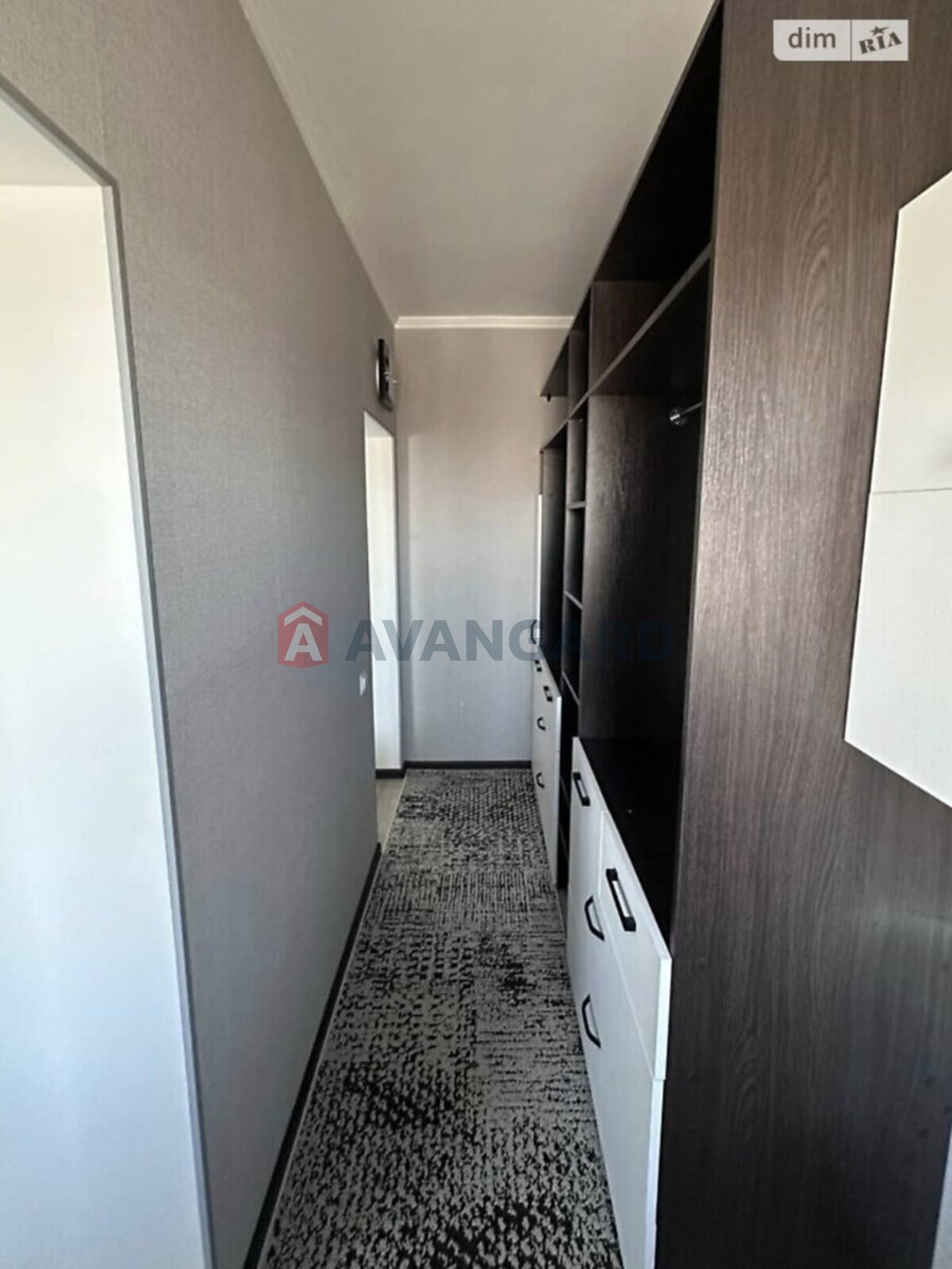 2 ��. ��������, 53/27/10 ��. �., 8/9 ������ ���� 10