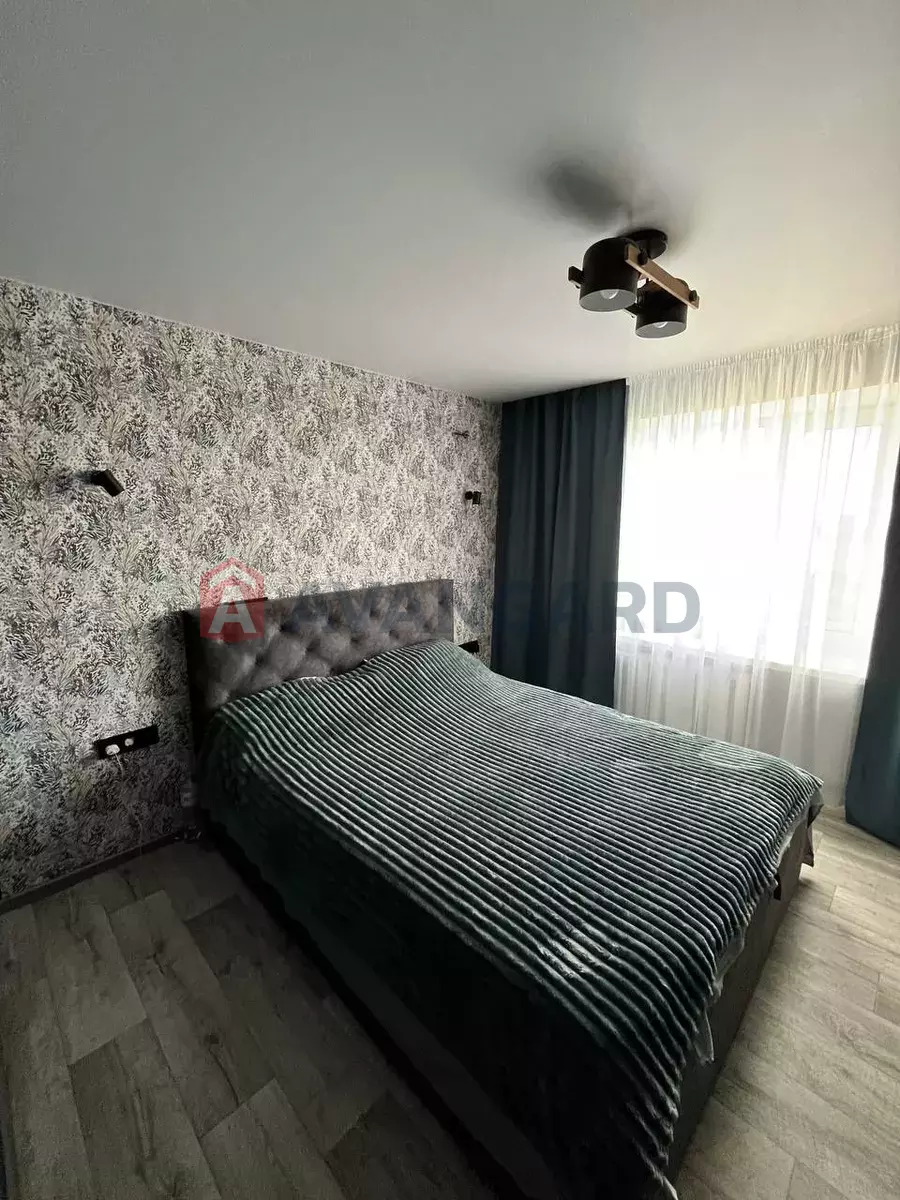 3 ��. ��������, 70/-/- ��. �., 11/16 ������ ���� 11