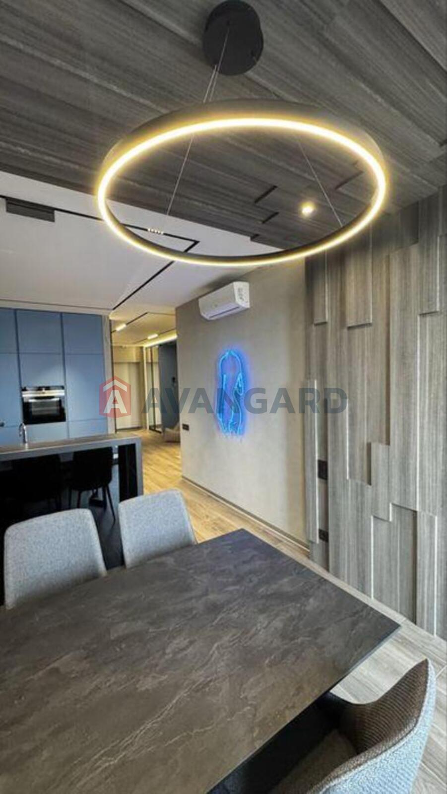 2 ��. ��������, 76/-/23 ��. �., 17/24 ������ ���� 15