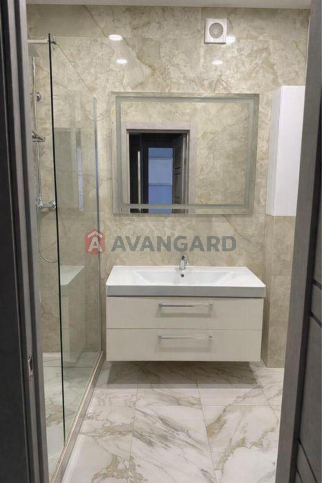 1 ��. ��������, 40/-/11 ��. �., 3/10 ������ ���� 6