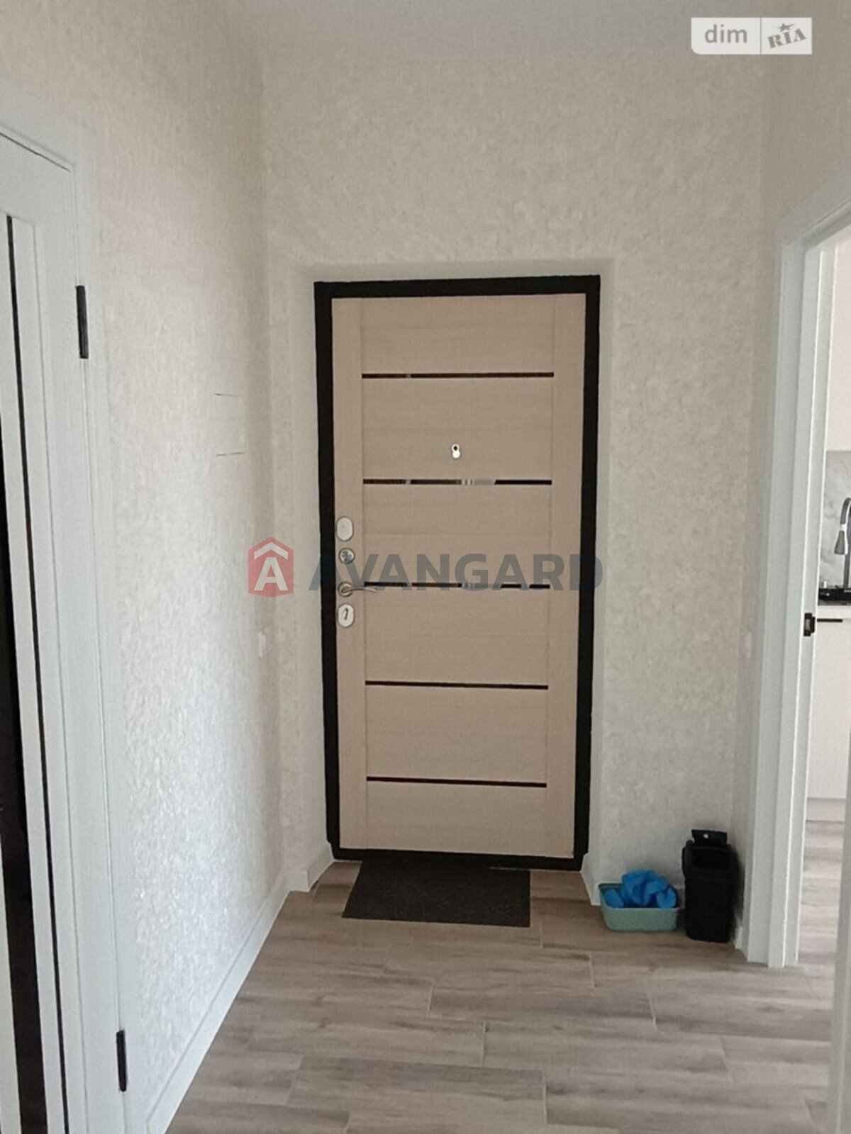 2 ��. ��������, 56/-/9 ��. �., 5/10 ������ ���� 9