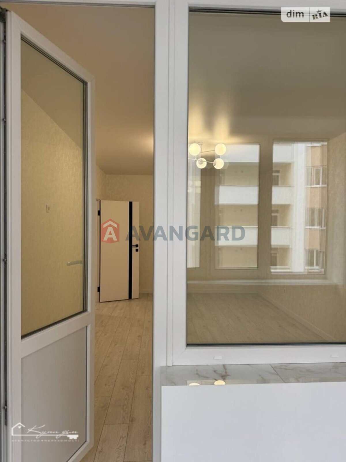 2 ��. ��������, 68/32/18 ��. �., 6/10 ������ ���� 8