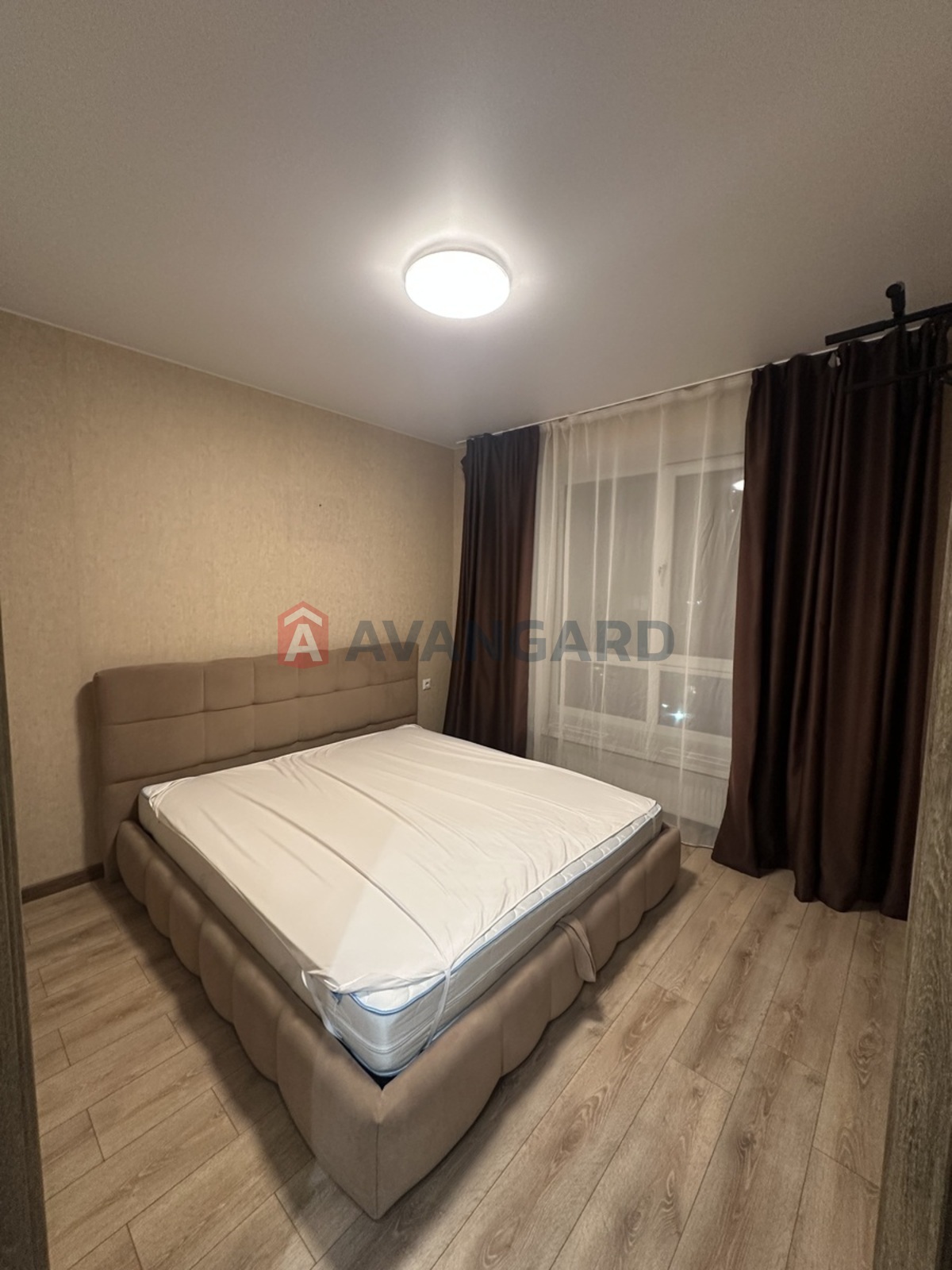 1 ��. ��������, 42/19/15 ��. �., 4/13 ������ ���� 9