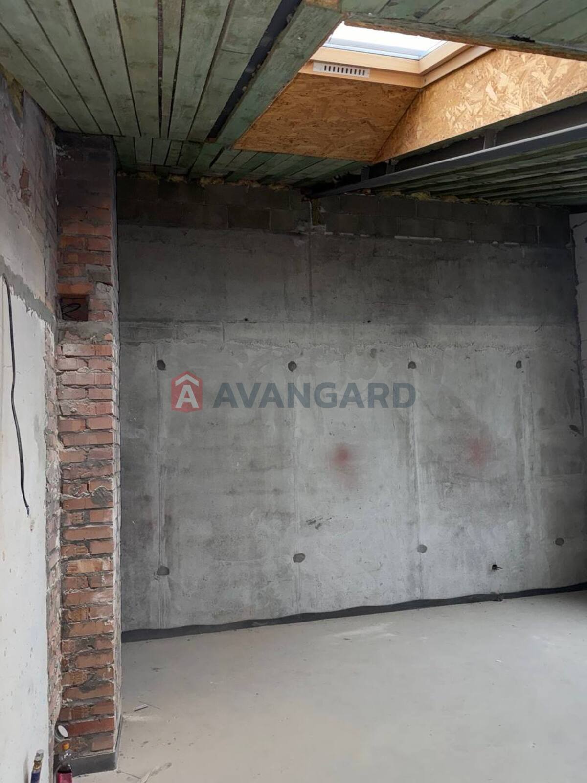 1 ��. ��������, 30.2/-/- ��. �., 9/9 ������ ���� 4