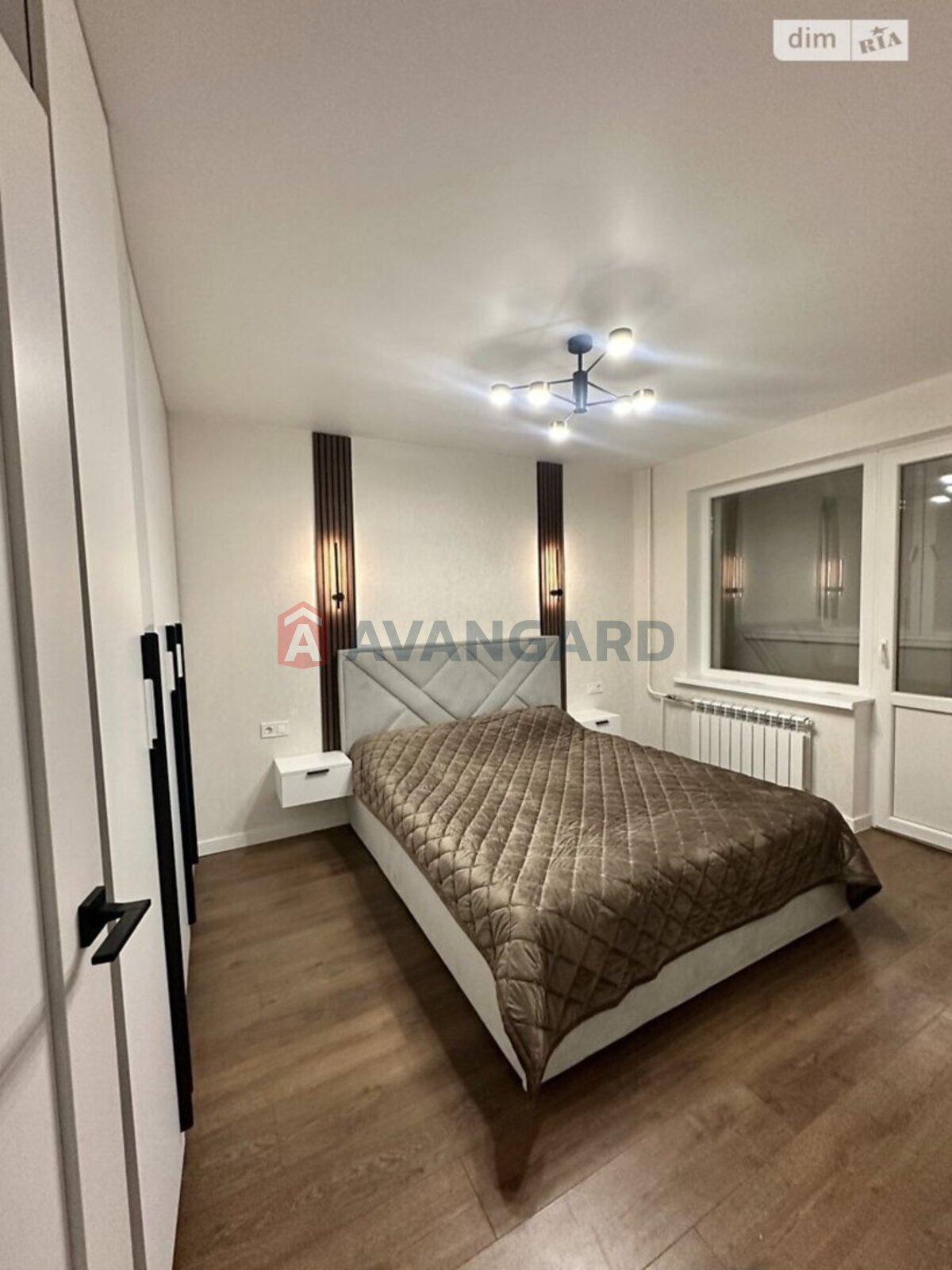 3 ��. ��������, 74/-/- ��. �., 1/9 ������ ���� 2